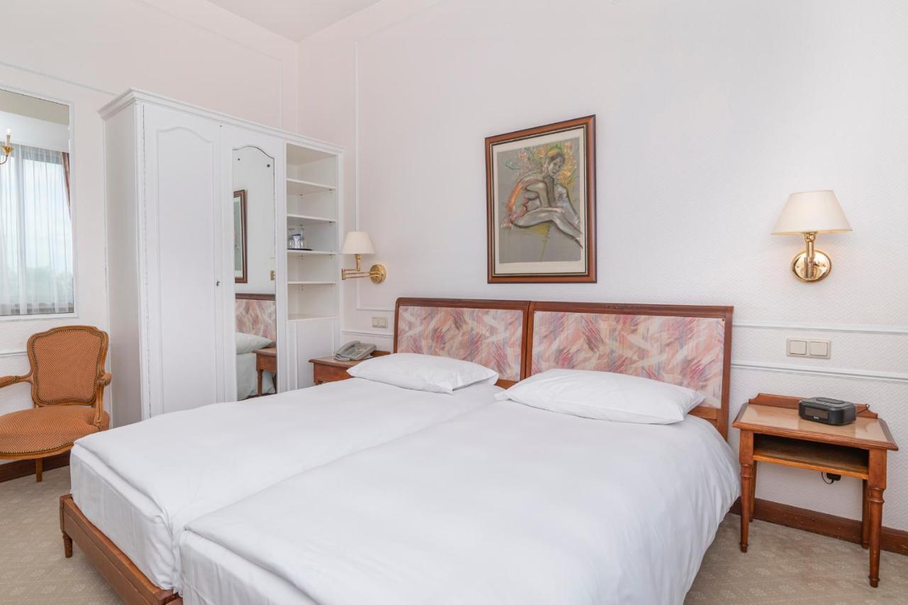 Grand Cravat Hotel 4*